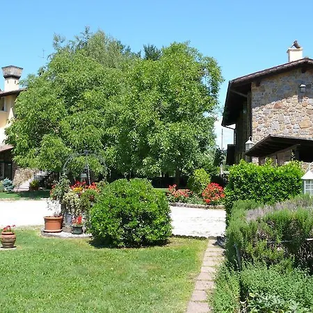 Casale Santa Rita 3* Prepotto (Udine)